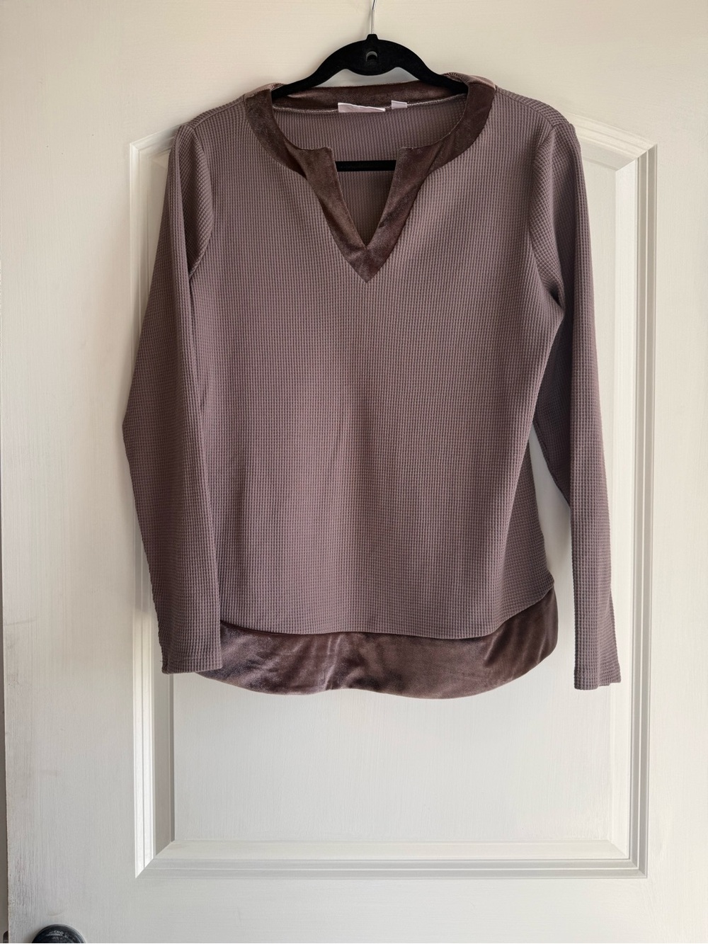Gravel Women’s Tan Long-Sleeve Waffle Knit Top with Velvet Trim